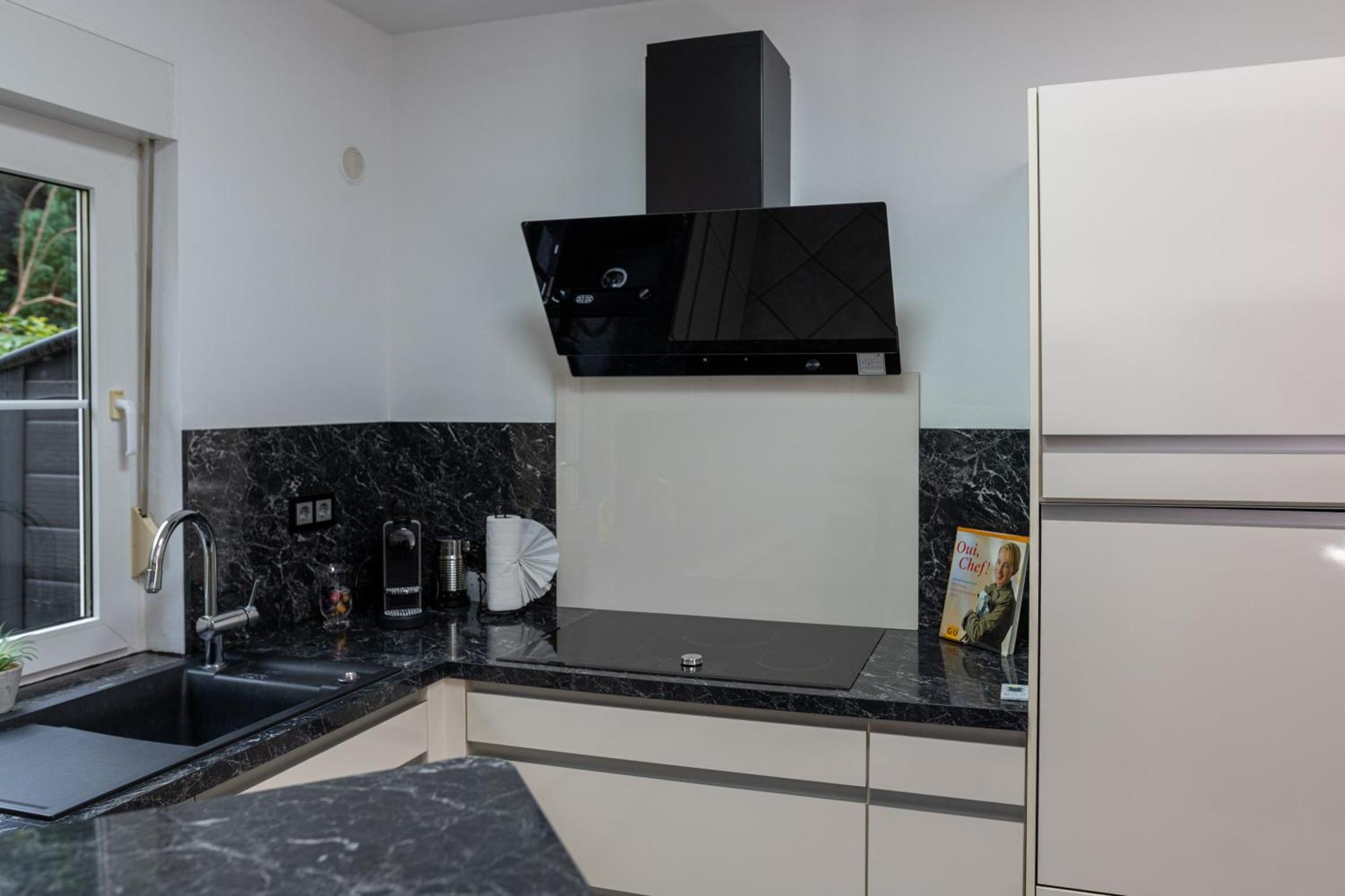 Ganzes Ferienhaus In Leipzig Mit Garage Und Fussbodenheizung Εξωτερικό φωτογραφία