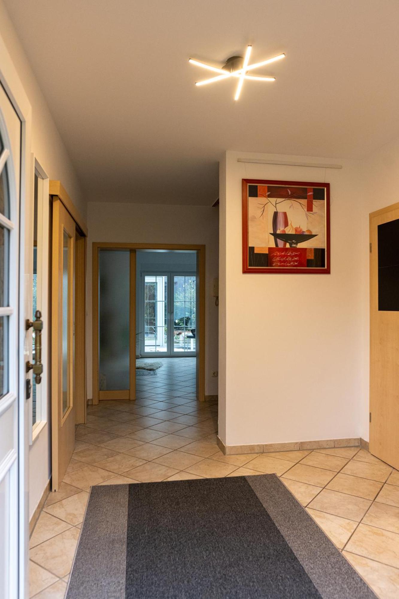 Ganzes Ferienhaus In Leipzig Mit Garage Und Fussbodenheizung Εξωτερικό φωτογραφία
