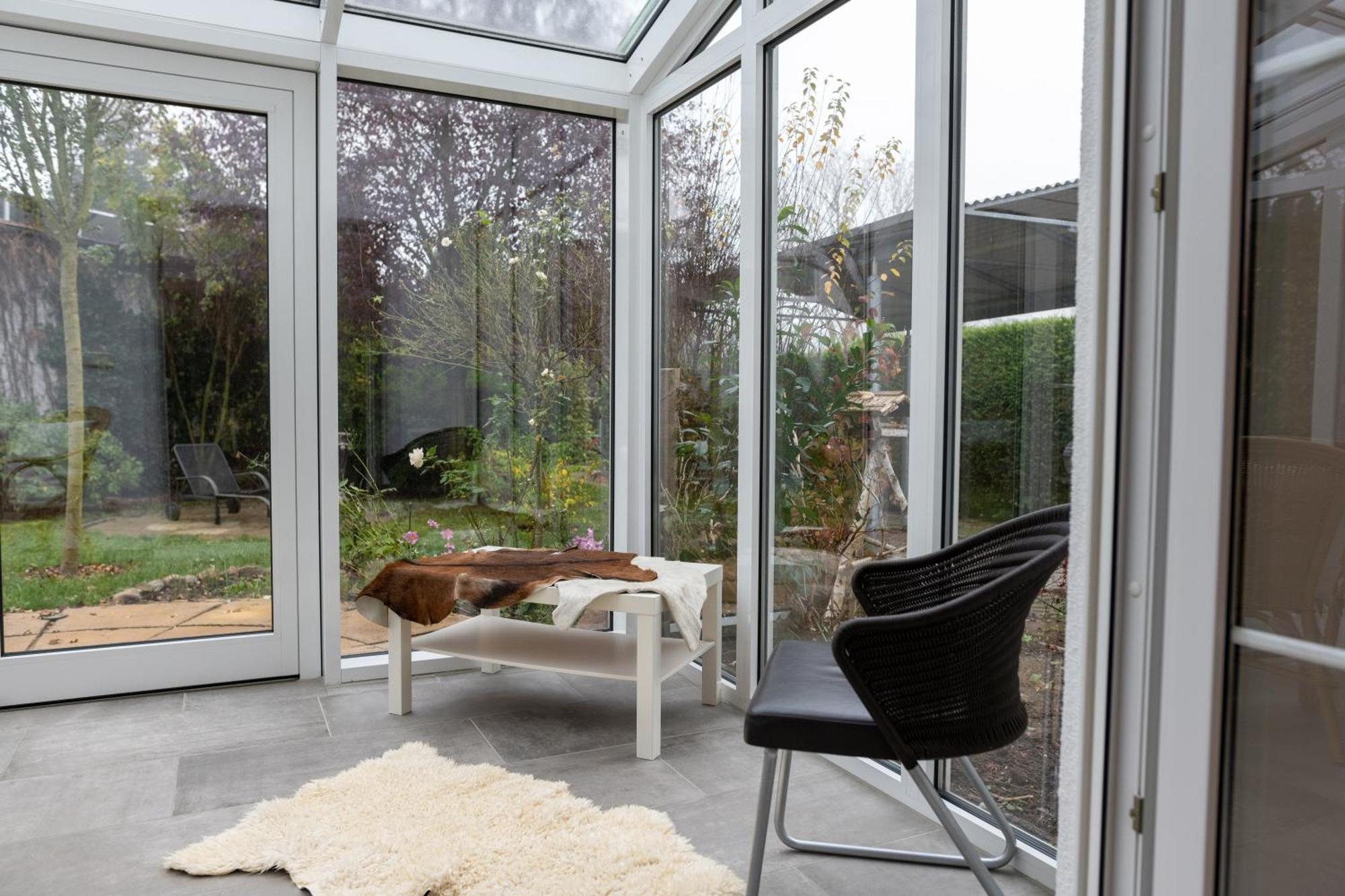 Ganzes Ferienhaus In Leipzig Mit Garage Und Fussbodenheizung Εξωτερικό φωτογραφία