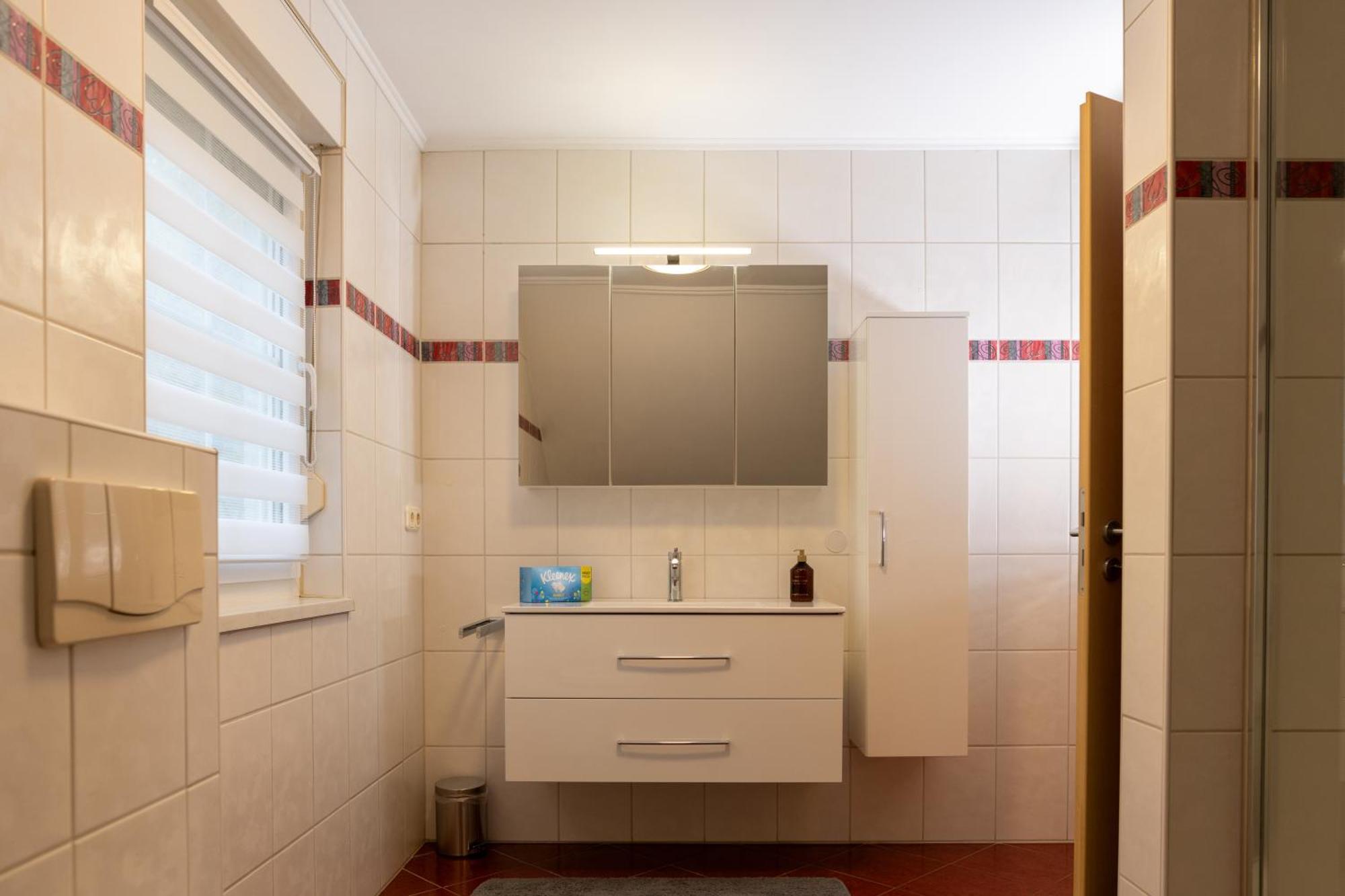Ganzes Ferienhaus In Leipzig Mit Garage Und Fussbodenheizung Εξωτερικό φωτογραφία