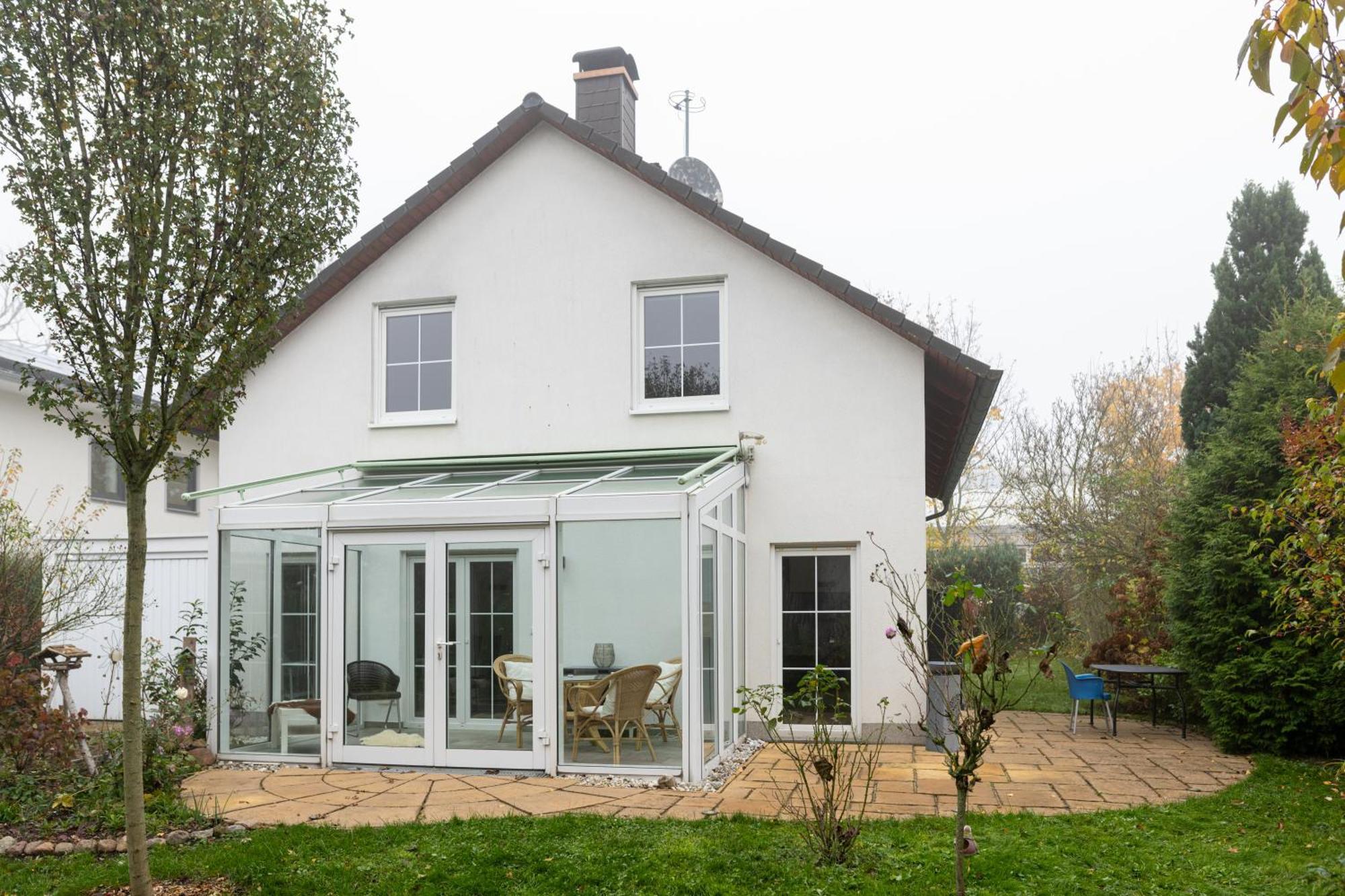Ganzes Ferienhaus In Leipzig Mit Garage Und Fussbodenheizung Εξωτερικό φωτογραφία